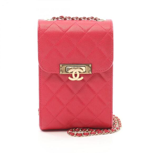 CHANEL Red Leather Shoulder Bag - Picture 2 of 10